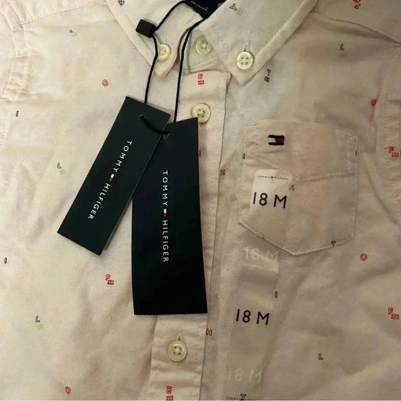NWT Boys Tommy Hilfiger Button Down Dress  Shirt 18M - Picture 4 of 5